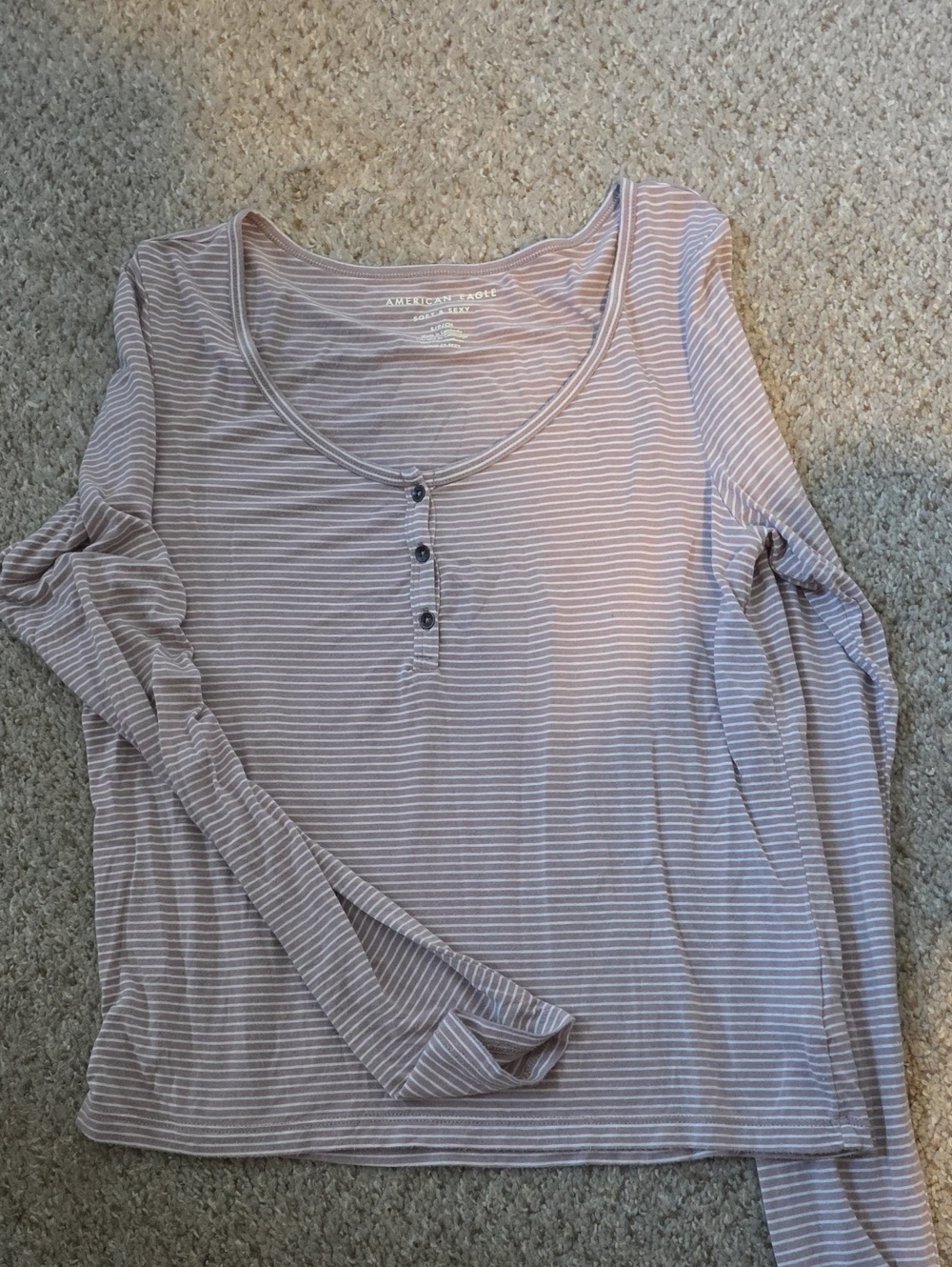 American Eagle Outfitters Striped Long-Sleeve Henley in Light Mauve